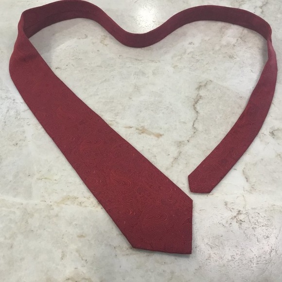 TASSO ELBA RED PAISLEY SILK TIE - Picture 2 of 12